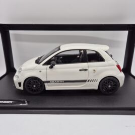 Solido 1.18 Fiat 595 Abarth 2022 white colour ( S1811301 )