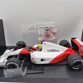 Minichamps 1.18 McLaren Honda MP4/6 F1 GP 1991 Mexico Ayrton Senna / Jean Alesi Riding ( 540 911828 )