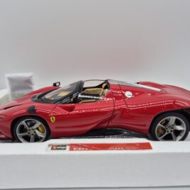 Burago Signature 1.18 Ferrari Daytona SP3 Red colour  ( 18-16912 )