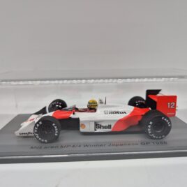 Spark 1.43 McLaren Honda MP4/4 Japanese 1988 F1 GP Winner  Ayrton Senna ( S5397 )