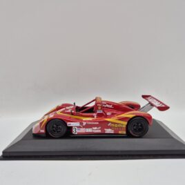 Minichamps 1.43 Ferrari 333 SP  Le Mans 1997 Moretti racing. ( 430 977693 )