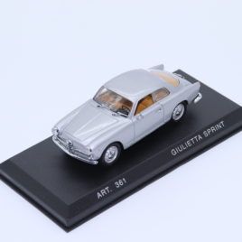 DETAIL CARS 1.43  ALFA ROMEO giulietta sprint 1960 coupe  silver color ( ART 361 )