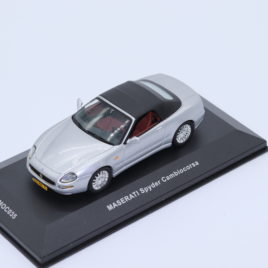 IXO 1.43 MASERATI Spyder Cambiocorsa 2003  silver color ( MOC035 )