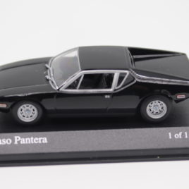 MINICHAMPS  1.43 DE TOMASO PANTERA 1972  Black color ( 400 127501 )