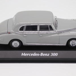 MINICHAMPS MAXICHAMPS 1.43 MERCEDES BENZ 300 1951  GREY COLOR  Product code ( 940 039061 )