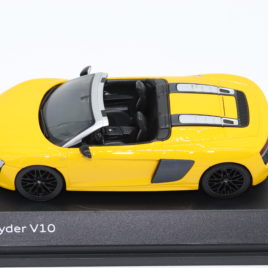 I SCALE AUDI SPORT 1.43 AUDI R8 SPYDER V10 Yellow color ( 5011618531 )