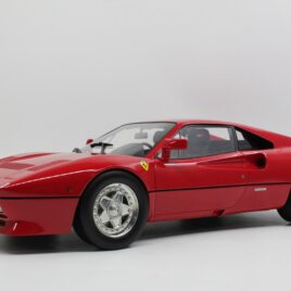 TOP MARQUES COLLECTABLES 1.12 FERRARI 288 GTO 1984  Red colour  limited edition 250 made ( TM12-31A )