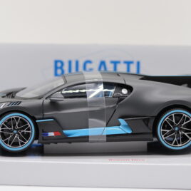 1.18 Burago Bugatti Divo  Matt grey and light blue colour ( 18-11045 )