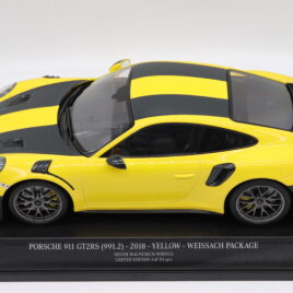1.18 Minichamps Porsche 911 ( 991.2 ) GT2RS 2018  Weissach Package  Yellow colour ( 153 068317 )