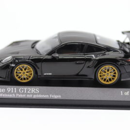 1.43 Minichamps Porsche 911 ( 991.2 ) GT2RS 2018  Weissach Package  Black colour with gold wheels  ( 410 067291 )