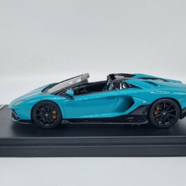 LOOKSMART MODELS 1.43 Lamborghini Avenatdor Ultimae Roadster Blu Glauco colour ( LS532F )
