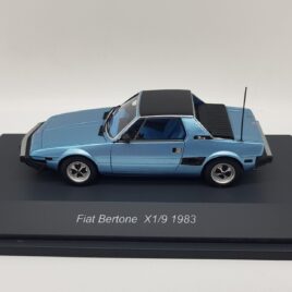 Spark Schuco models 1.43 FIAT X1/9 1983 Metallic blue ( 450924800 )