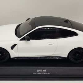 Minichamps 1.18 BMW G82 M4 2020 white colour ( 155 020122 )
