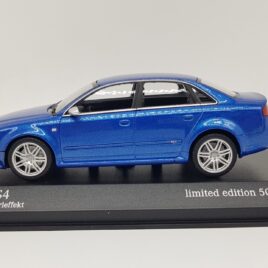 MINICHAMPS 1.43 Audi RS4 2004 Blue metallic ( 943 014603 )