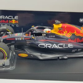 Minichamps Models 1.18 Oracle Red Bull racing RB18 Saudi Arabian 2022 F1 GP Winner Verstappen ( 110 220001 )