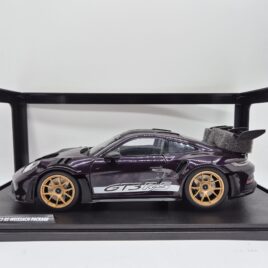 Solido Models 1.18 Porsche 911 992 GT3 RS Weissach Package 2024  Viola Purple Metallic ( S1812103 )