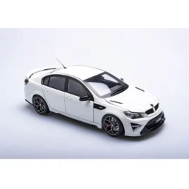 Biante 1.18 Holden HSV VF GTS-R 2017  Heron White colour  ( B182917D )